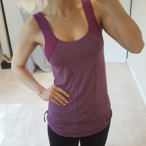 Lululemon AdjustableTop with Built in Bra - Picture 4 of 8